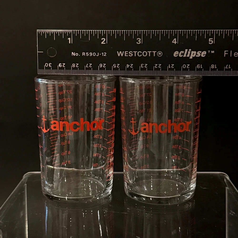 Anchor Hocking Graduated Measuring Cup Glass Red Lettering Set of 2